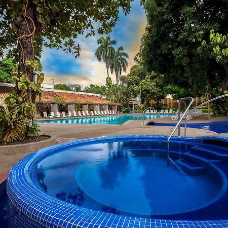 Ghl Hotel Club El Puente Girardot Exteriör bild