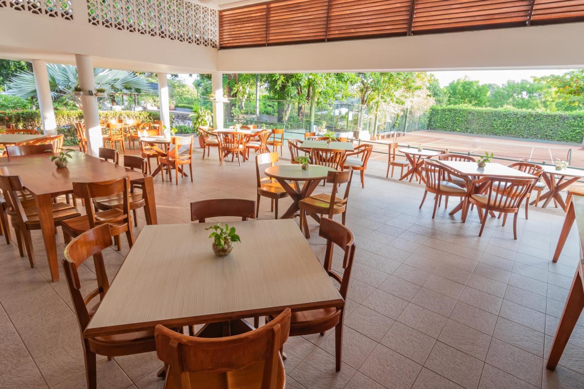 Ghl Hotel Club El Puente Girardot Exteriör bild