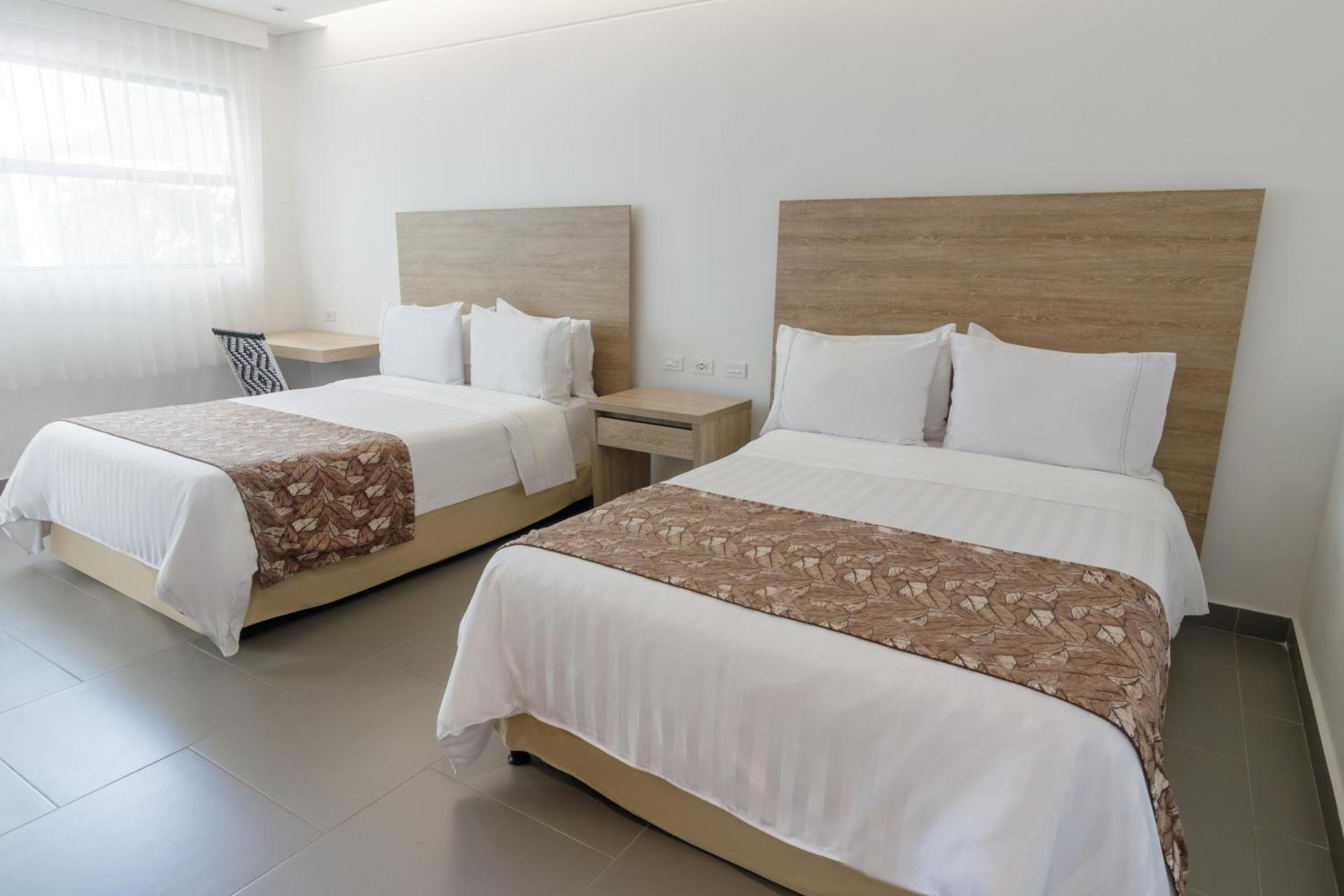 Ghl Hotel Club El Puente Girardot Exteriör bild